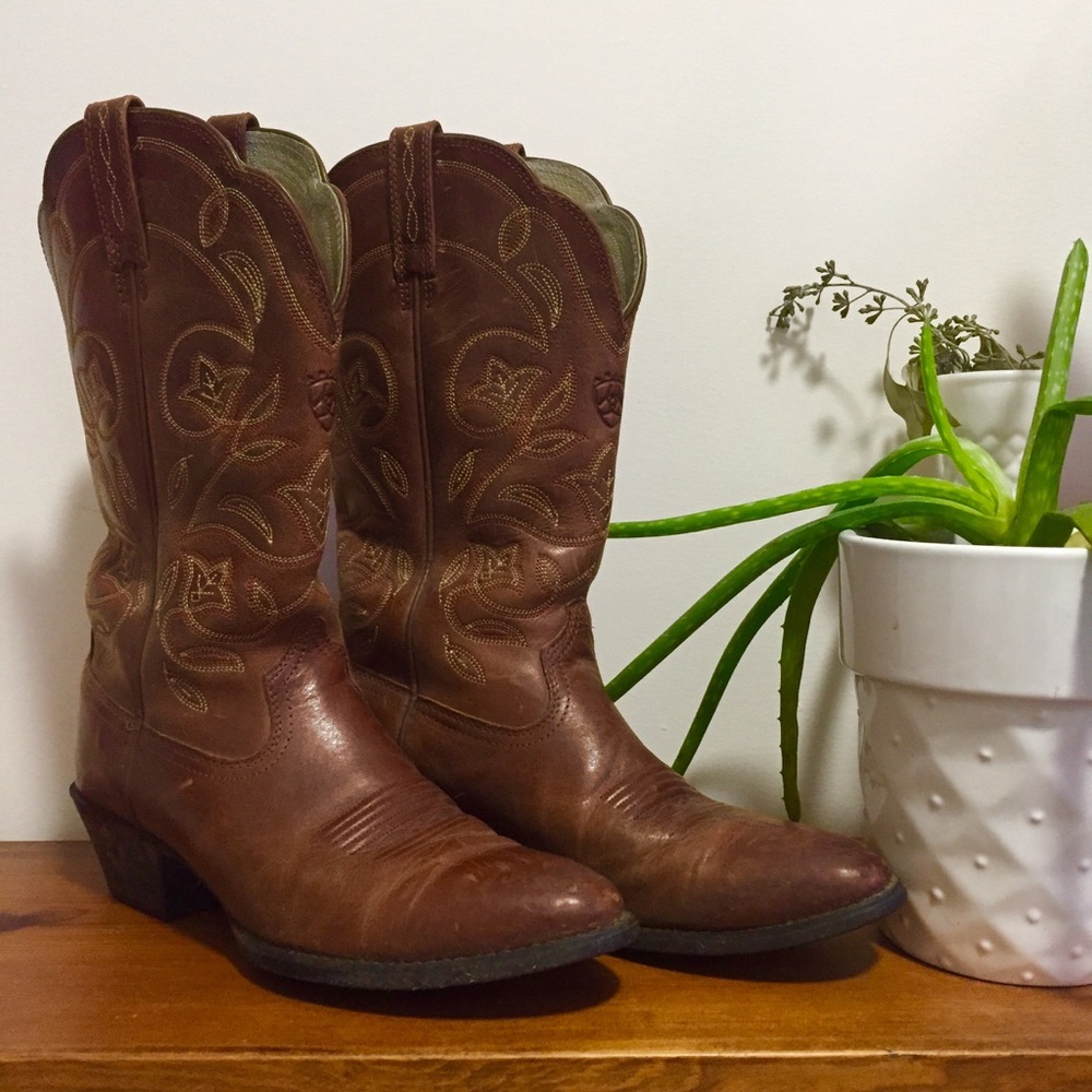 ARIAT full leather cowboy boots 7